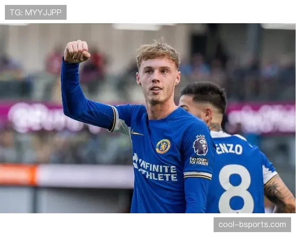 帕尔默点球含金量争议：进攻数据亮眼为何难掩比赛影响力不足？